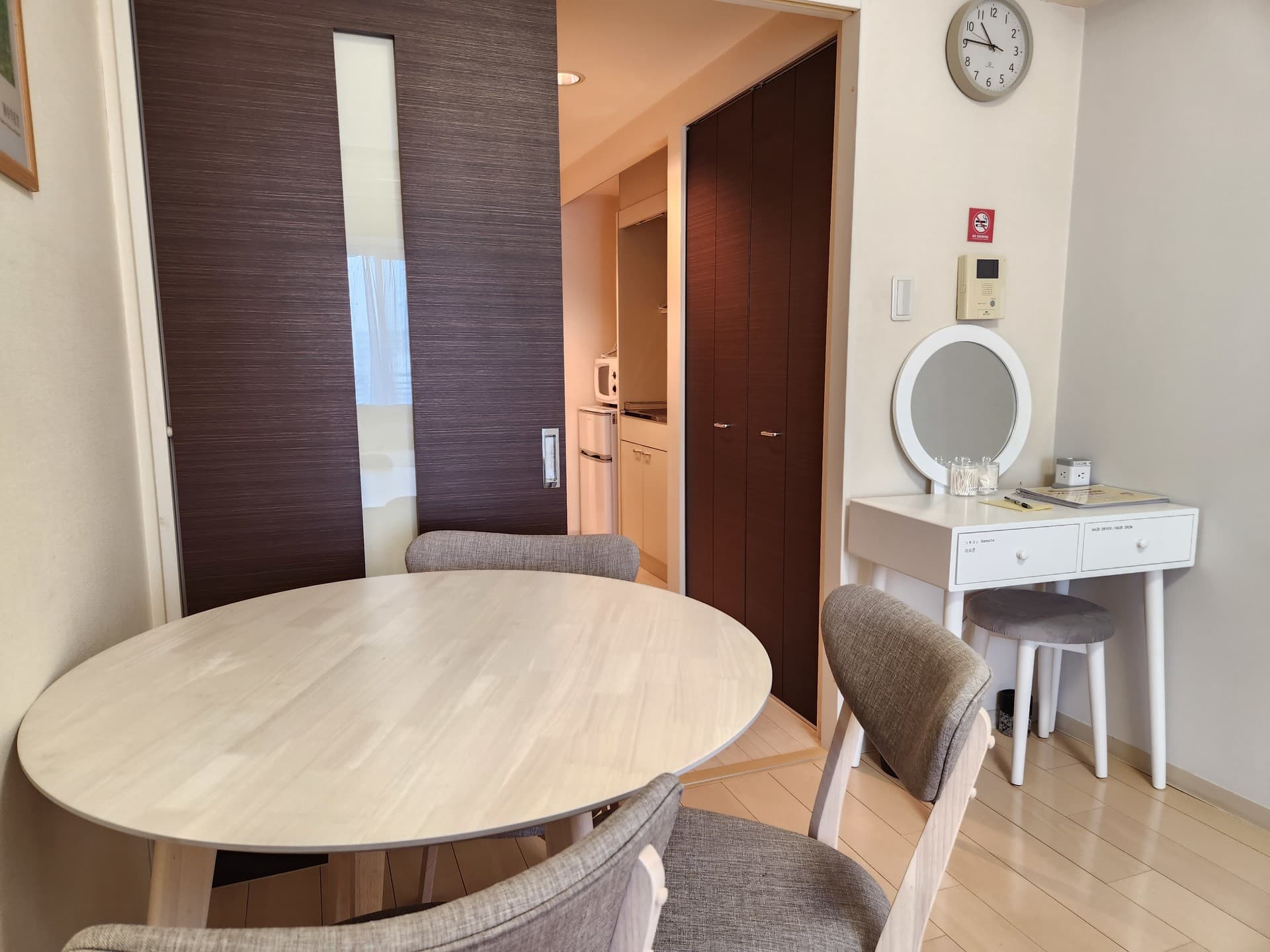A type double room 11